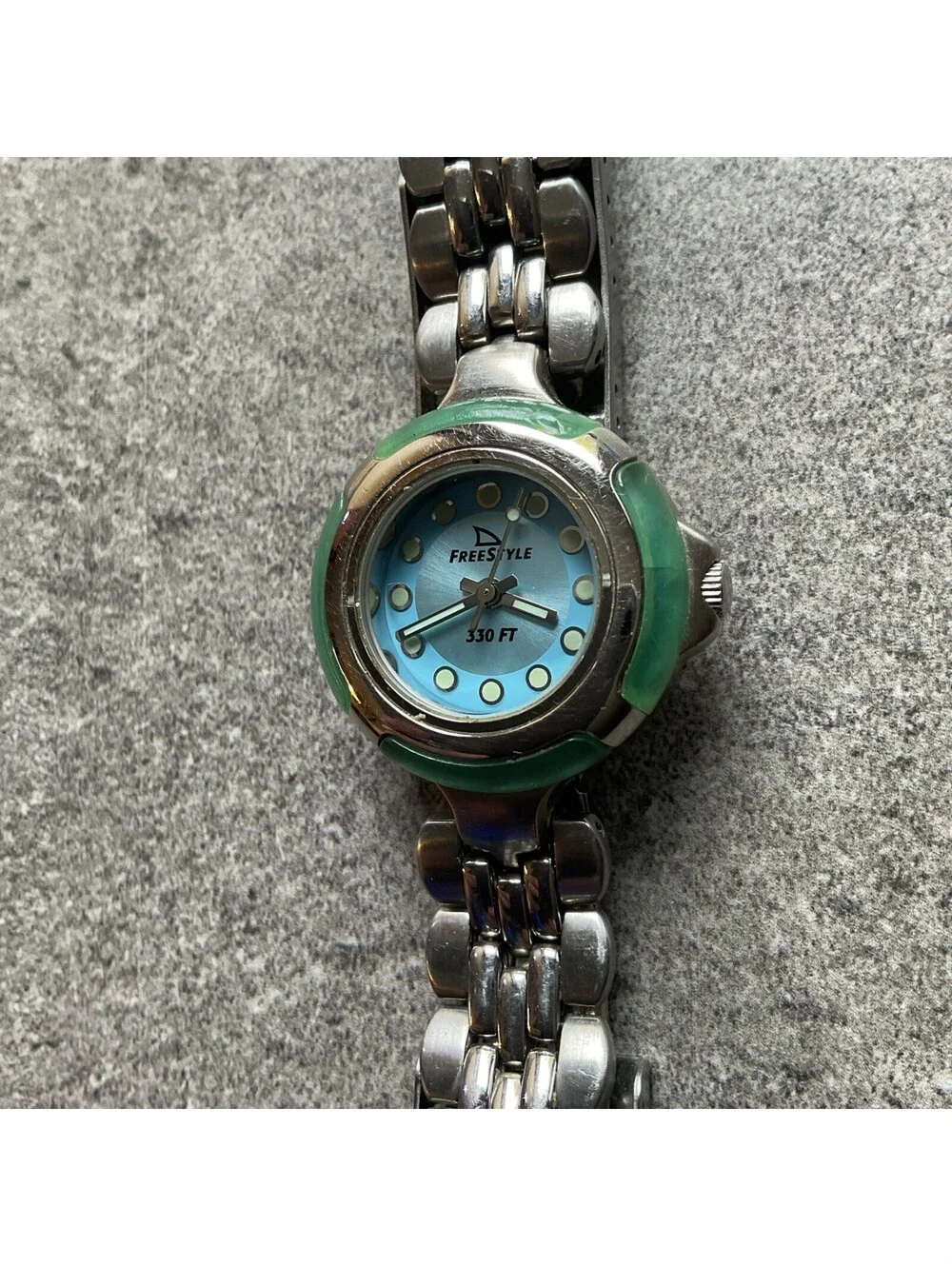 Vintage Shark Freestyle Womens Watch 29mm Stainless Steel Case And Band Bin B